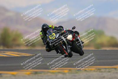 media/Sep-11-2022-SoCal Trackdays (Sun) [[81b7e951af]]/Turn 14 (1130am)/